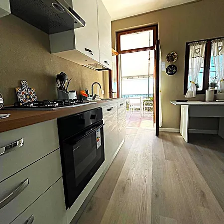 Quarzo Magic View Apartamento Salò